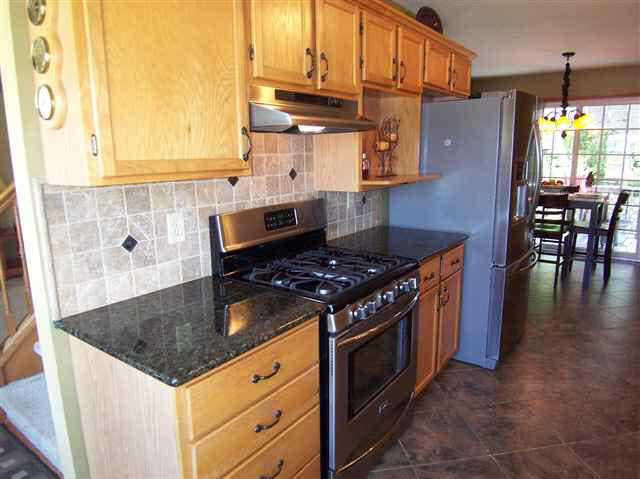 29286 Raintree Court Elkhart, IN 46517 - Photo 5 of 22 Gallery Image 5