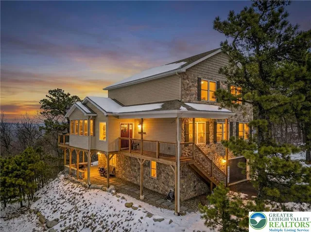 $599,900 | 532 Buck Mountain Boulevard, Hazleton, PA 18202