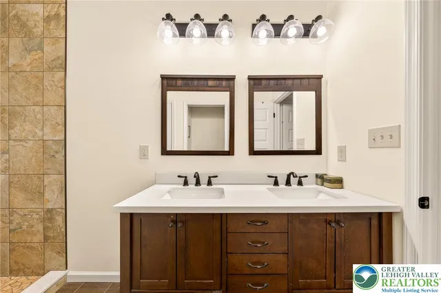 $599,900 | 532 Buck Mountain Boulevard, Hazleton, PA 18202