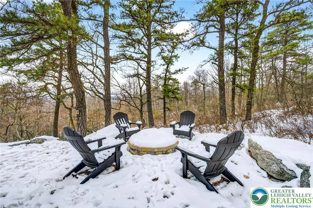 $599,900 | 532 Buck Mountain Boulevard, Hazleton, PA 18202