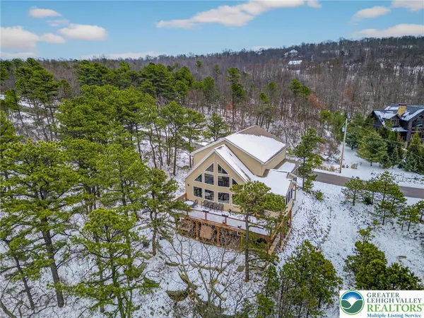 $599,900 | 532 Buck Mountain Boulevard, Hazleton, PA 18202