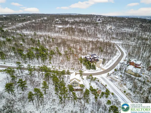 $599,900 | 532 Buck Mountain Boulevard, Hazleton, PA 18202