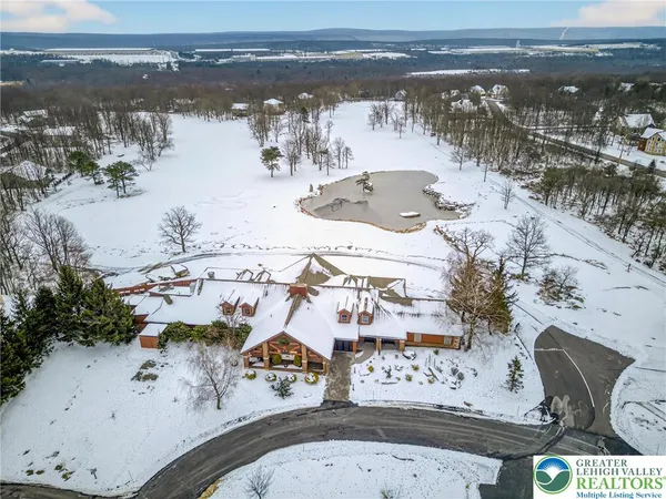 $599,900 | 532 Buck Mountain Boulevard, Hazleton, PA 18202