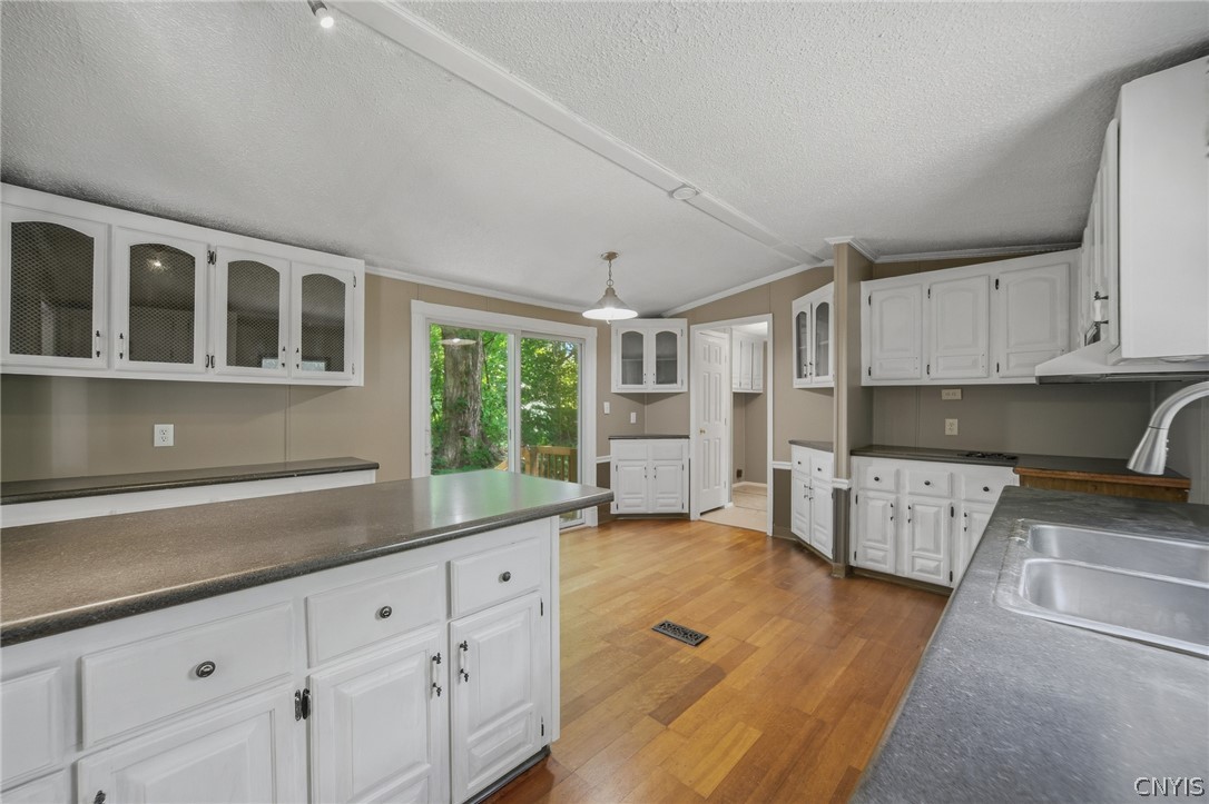 46 Canal Road Schroeppel, NY 13135 - Photo 12 of 24