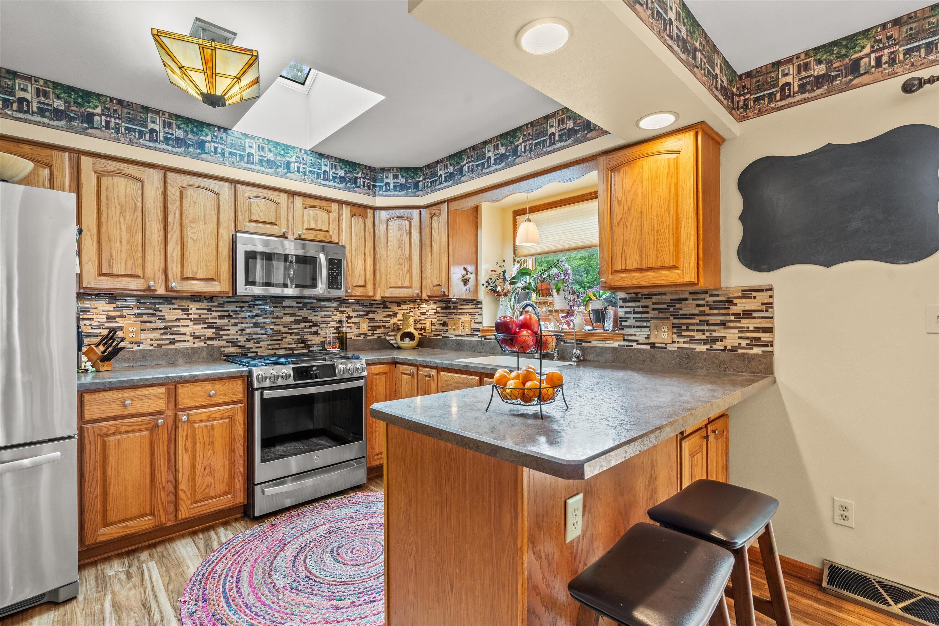 3250 Wood Road Mount Pleasant, WI 53406 - Photo 33 of 61 Kitchen