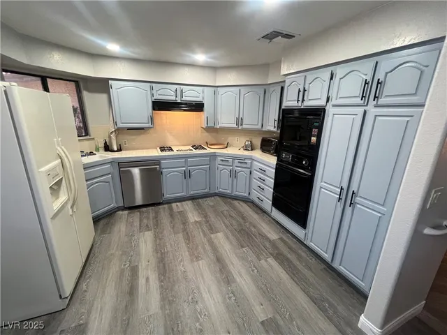 $2,275 | 2853 Laguna Dulce Way, Las Vegas, NV 89121