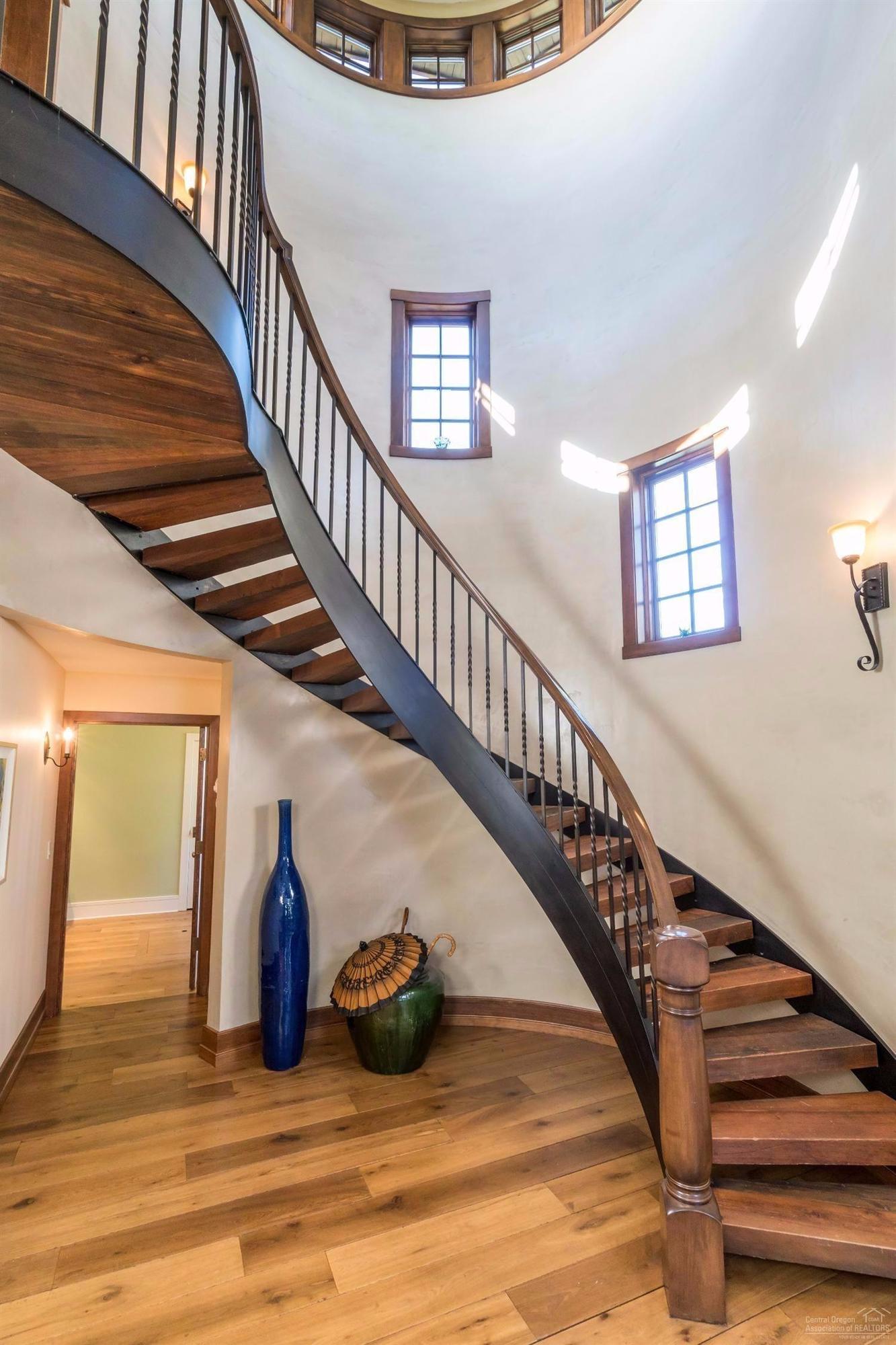 60550 Tekampe Road Bend, OR 97702 - Photo 11 of 19 This is the forged metal, floating stair