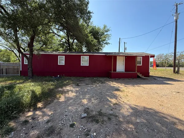 $1,500 | 349 State Highway 95, Elgin, TX 78621