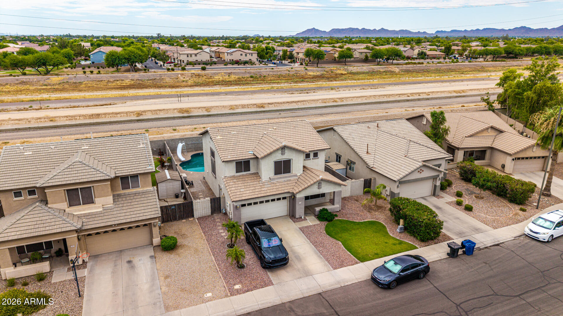 3675 South Joshua Tree Lane Gilbert, AZ 85297 - Photo 4 of 31 Mountain Views