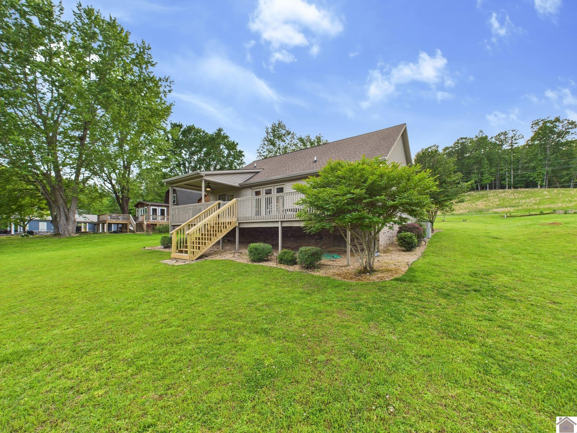 378 Roy Harris Road Kuttawa, KY 42055 - Photo 5 of 41 Photo 5
