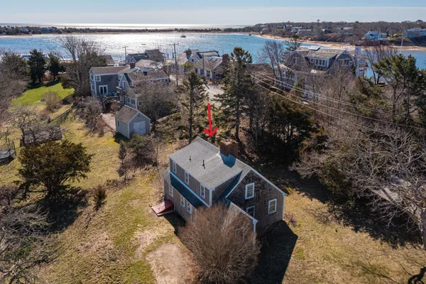 $2,000,000 | 42 Champlain Road, Chatham, MA 02633