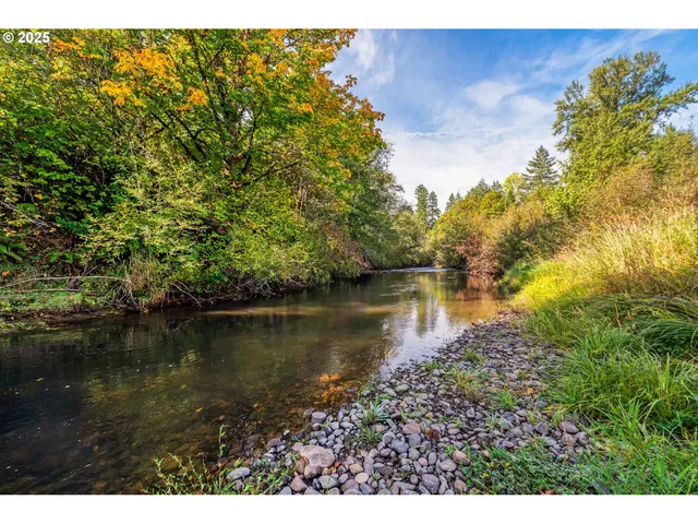 $750,000 | 93099 Marcola Road, Marcola, OR 97454