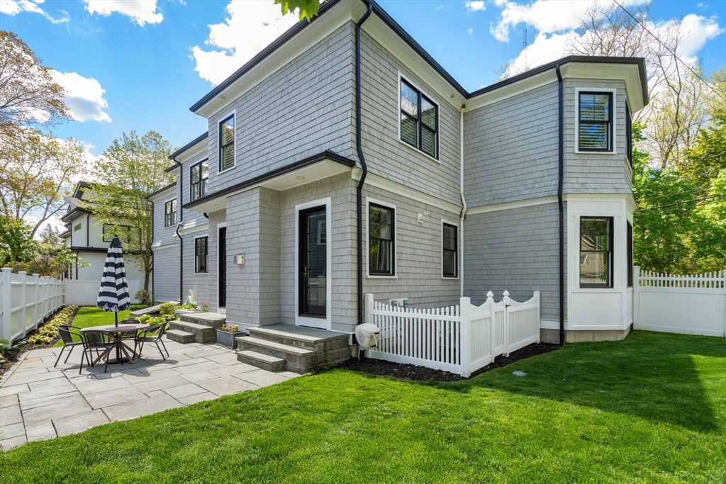 10 Spiers Road Newton, MA 02459 - Photo 38 of 40