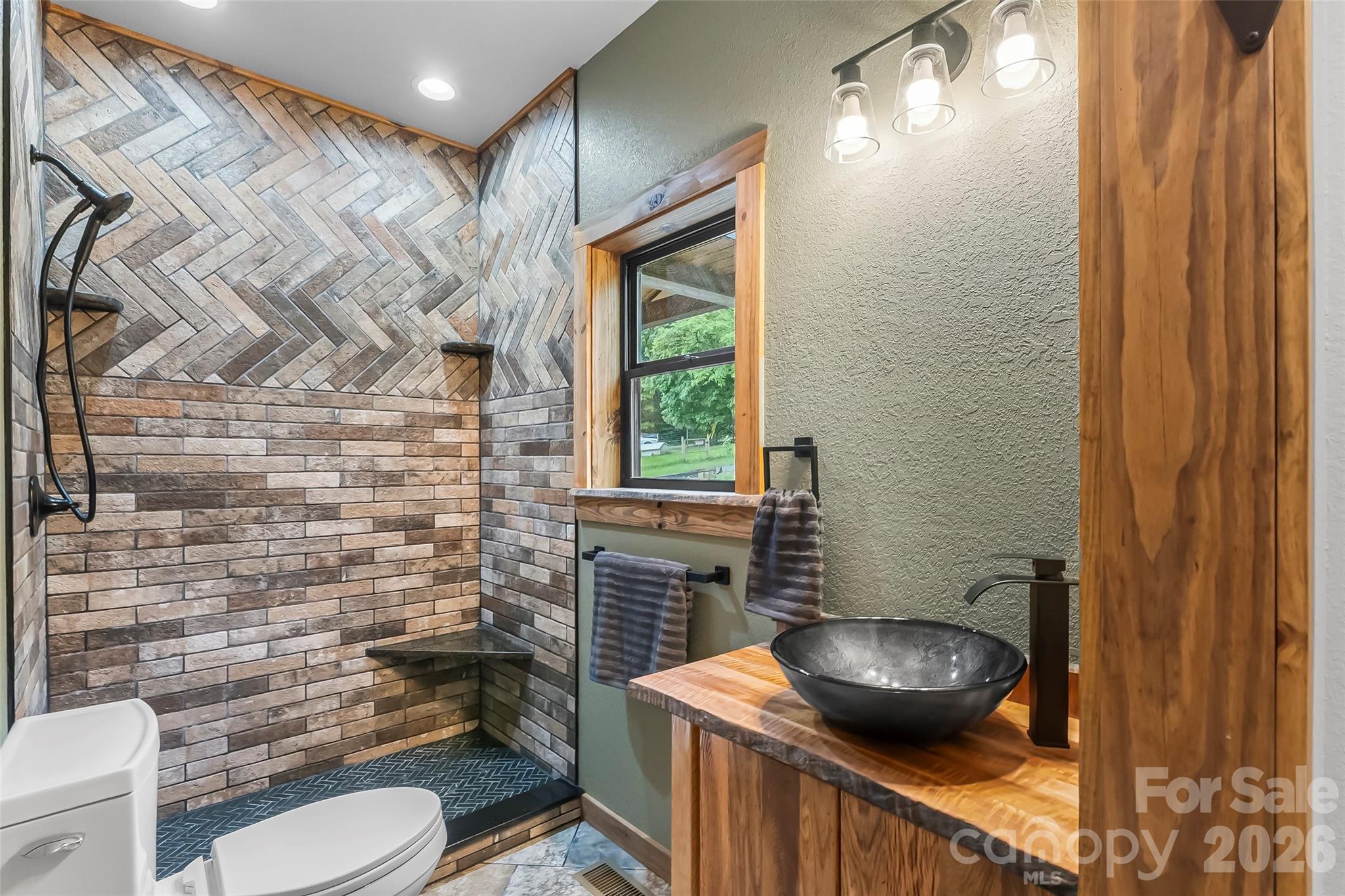 1737 Newfound Road Leicester, NC 28748 - Photo 32 of 47