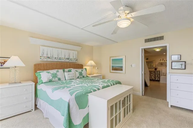 $6,000 | 440 South Gulfview Boulevard, Unit 1705, Clearwater Beach, FL 33767