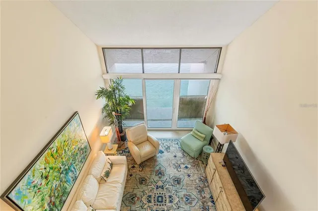 $6,000 | 440 South Gulfview Boulevard, Unit 1705, Clearwater Beach, FL 33767