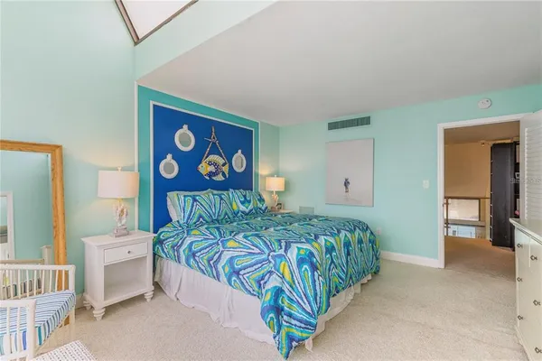 $6,000 | 440 South Gulfview Boulevard, Unit 1705, Clearwater Beach, FL 33767