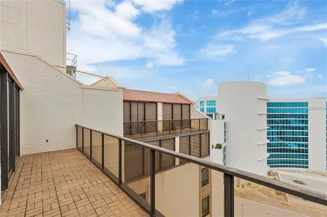 $6,000 | 440 South Gulfview Boulevard, Unit 1705, Clearwater Beach, FL 33767