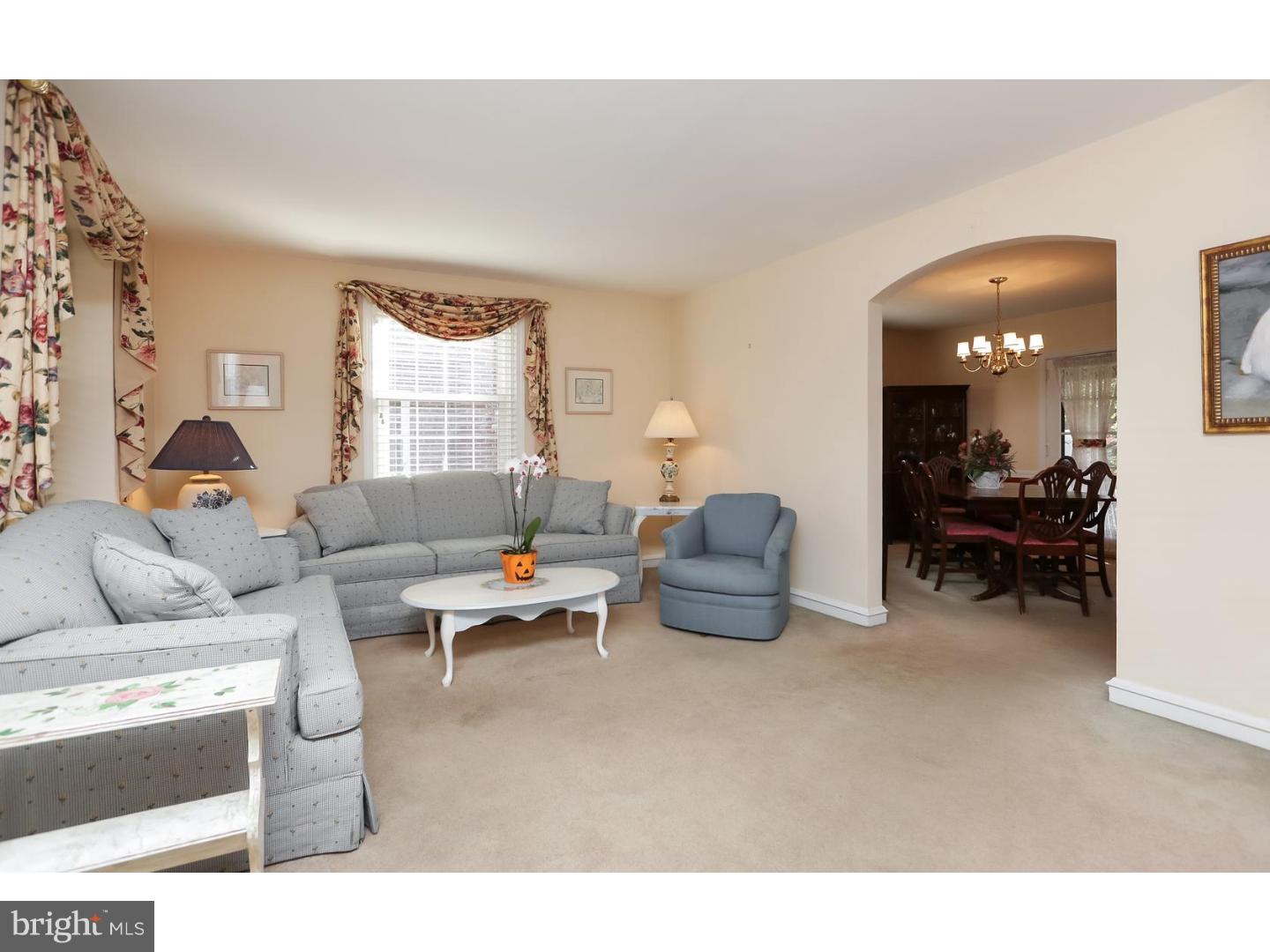 414 Upland Road Havertown, PA 19083 - Photo 5 of 25