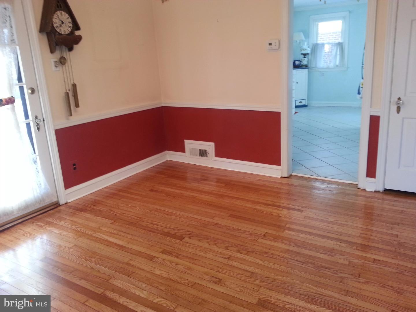 414 Upland Road Havertown, PA 19083 - Photo 7 of 25