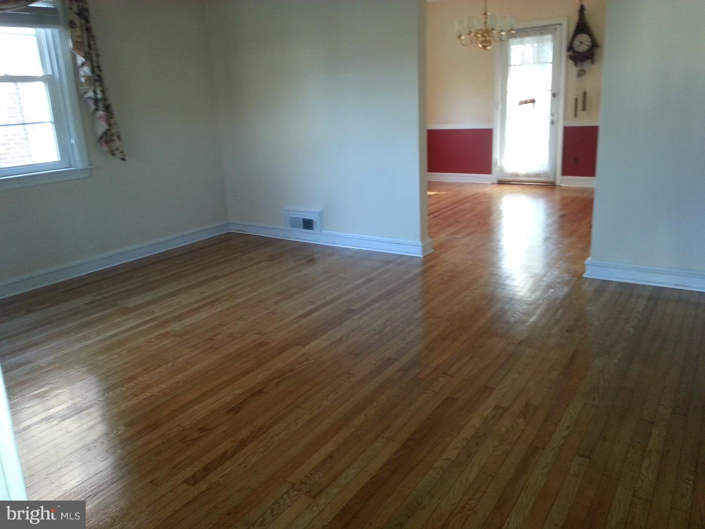 414 Upland Road Havertown, PA 19083 - Photo 9 of 25