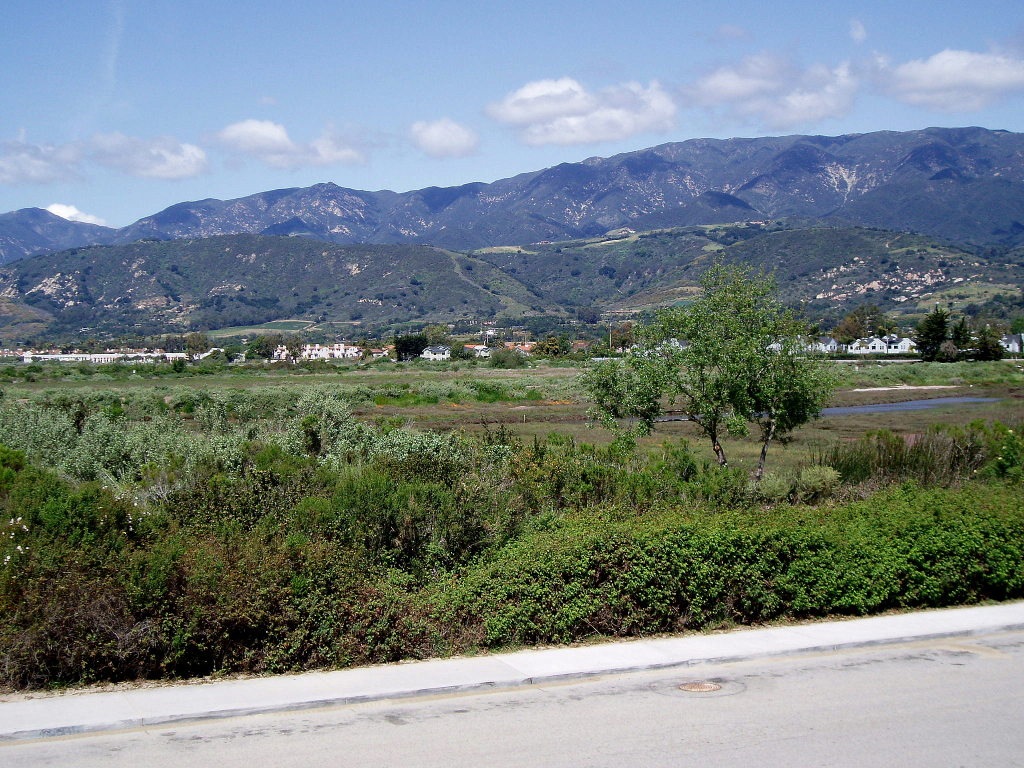 4700 Sandyland Road, Unit 25 Carpinteria, CA 93013 - Photo 9 of 11 Balcony View Toward Mountains
