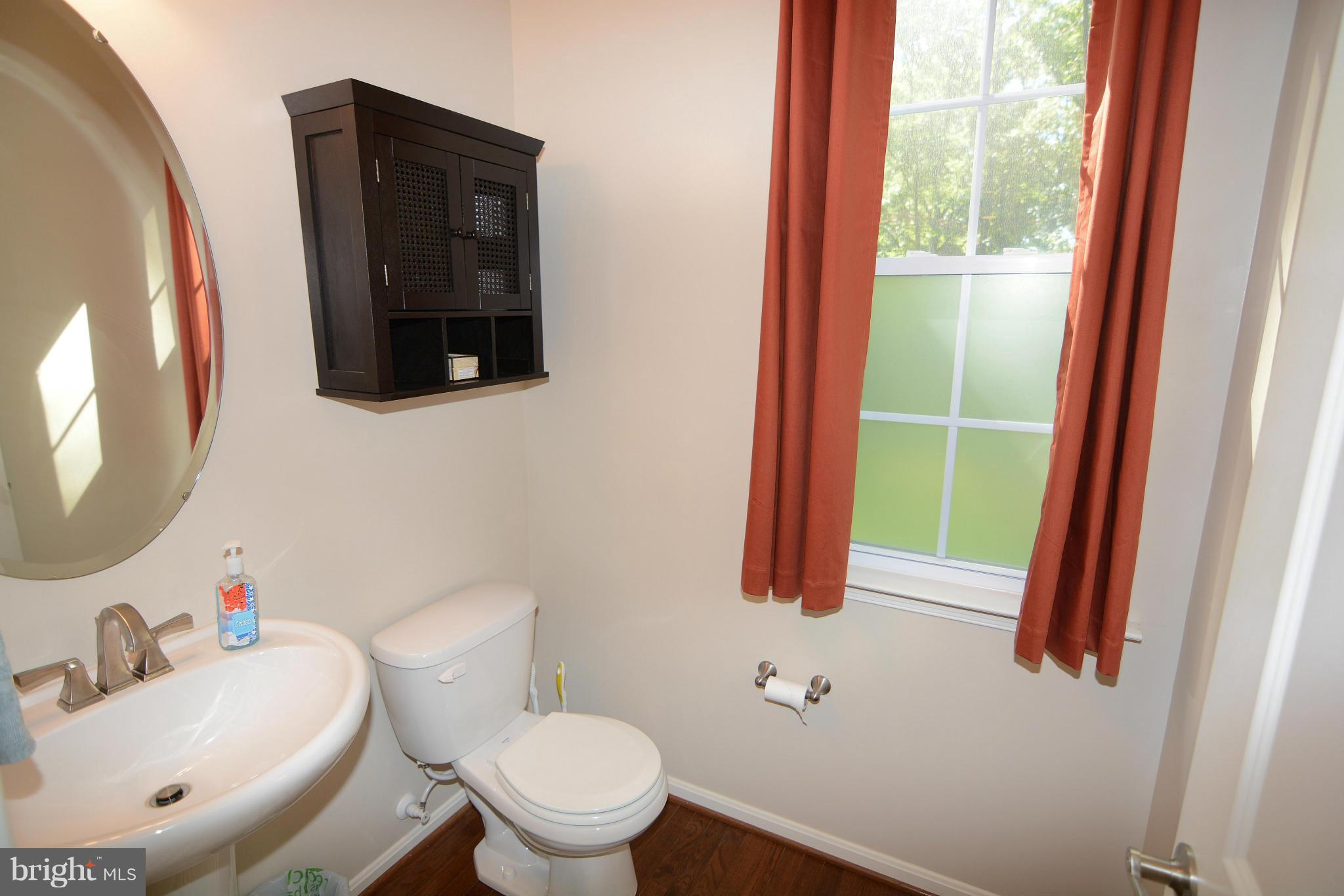 10 Old Mill Bottom Road North Annapolis, MD 21409 - Photo 12 of 30 Roomy half bath.