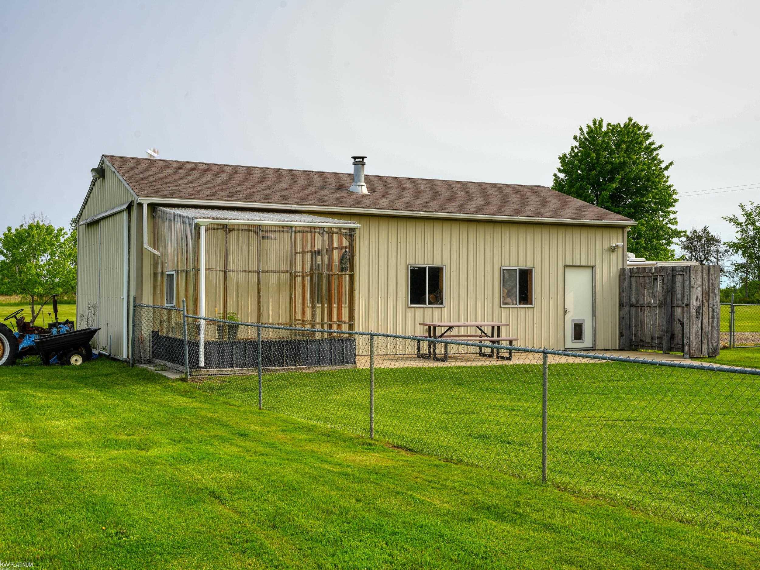 2915 Reeves Road Memphis, MI 48041 - Photo 13 of 45