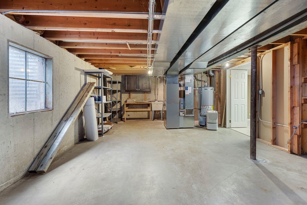 681 Randi Lane Hoffman Estates, IL 60169 - Photo 29 of 33