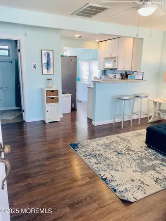 $4,500 | 118 Guyer Avenue, Unit FRONT & REAR COMBINED, Lavallette, NJ 08735