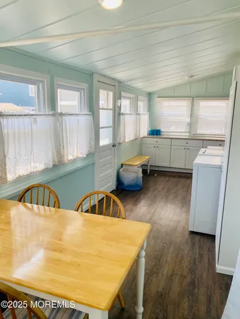 $4,500 | 118 Guyer Avenue, Unit FRONT & REAR COMBINED, Lavallette, NJ 08735