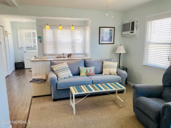$4,500 | 118 Guyer Avenue, Unit FRONT & REAR COMBINED, Lavallette, NJ 08735