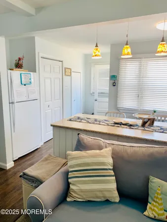 $4,500 | 118 Guyer Avenue, Unit FRONT & REAR COMBINED, Lavallette, NJ 08735