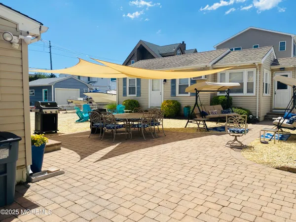 $4,500 | 118 Guyer Avenue, Unit FRONT & REAR COMBINED, Lavallette, NJ 08735