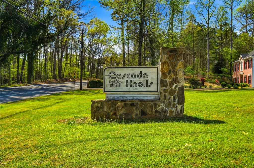 145 Shadybrook Lane Southwest Atlanta, GA 30331 - Photo 2 of 54