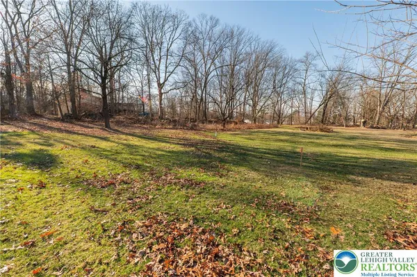 $99,900 | 615-619 Fairview Street, Emmaus, PA 18049