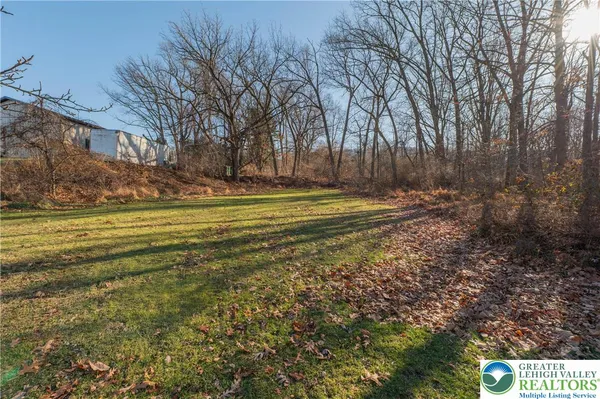 $99,900 | 615-619 Fairview Street, Emmaus, PA 18049