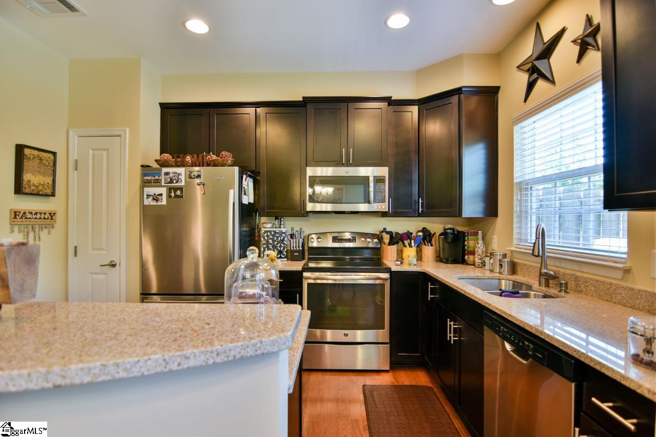 118 Awendaw Way Greenville, SC 29607 - Photo 11 of 27 Gallery Image 11