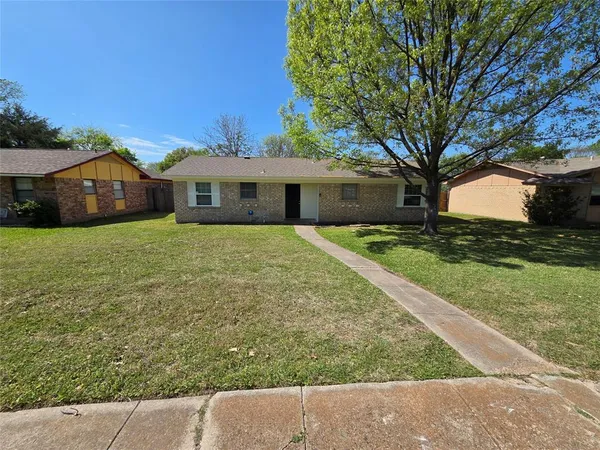 $1,695 | 4773 Stallcup Drive, Mesquite, TX 75150
