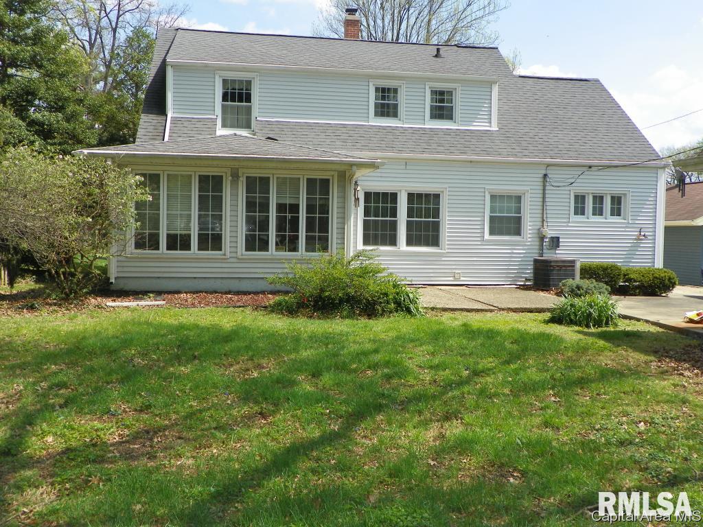 533 Rosedale Boulevard Jacksonville, IL 62650 - Photo 5 of 34 Gallery Image 5