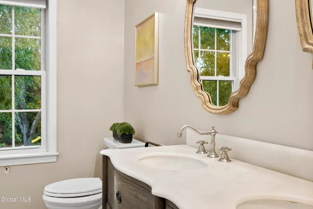 $615,000 | 31 Journey Lane, Bethlehem, NY 12077