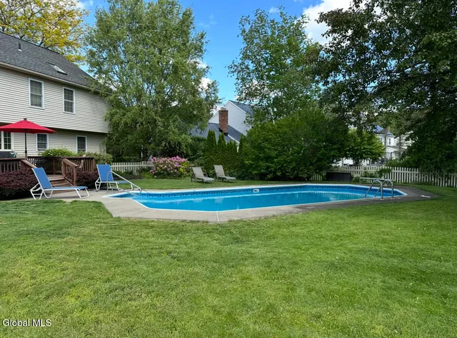 $615,000 | 31 Journey Lane, Bethlehem, NY 12077