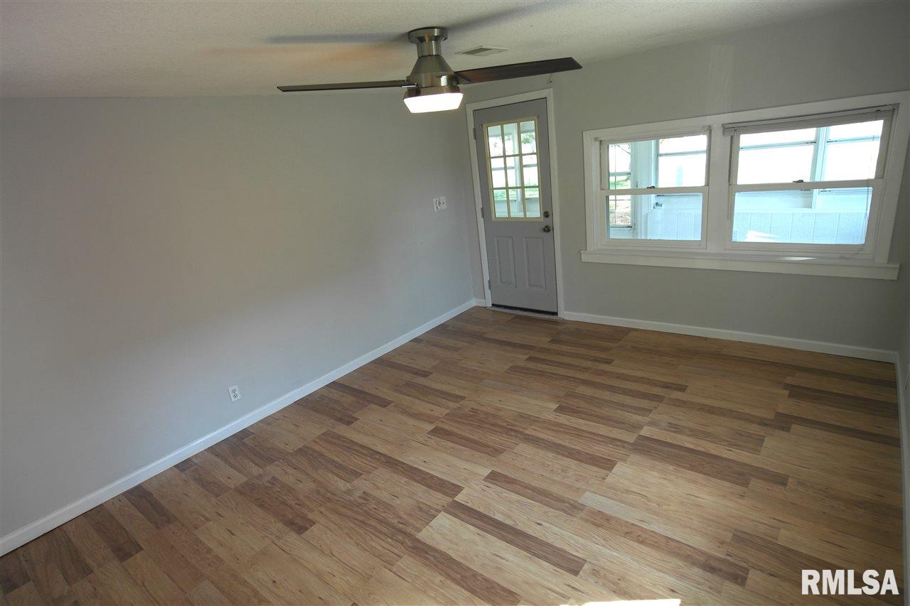 609 3rd Street Colona, IL 61241 - Photo 9 of 20 Gallery Image 9