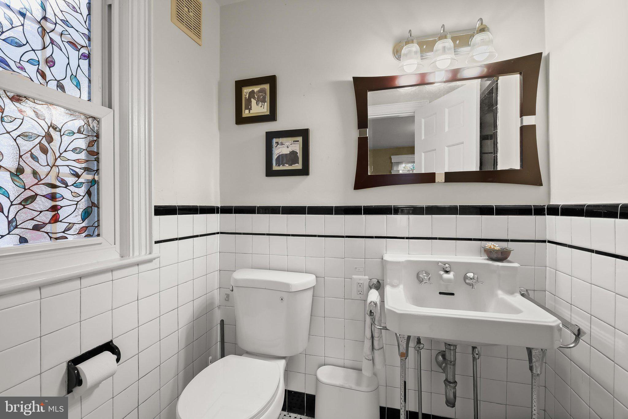 16510 Batchellors Forest Road Olney, MD 20832 - Photo 27 of 107 Main Level Primary Suite Bath