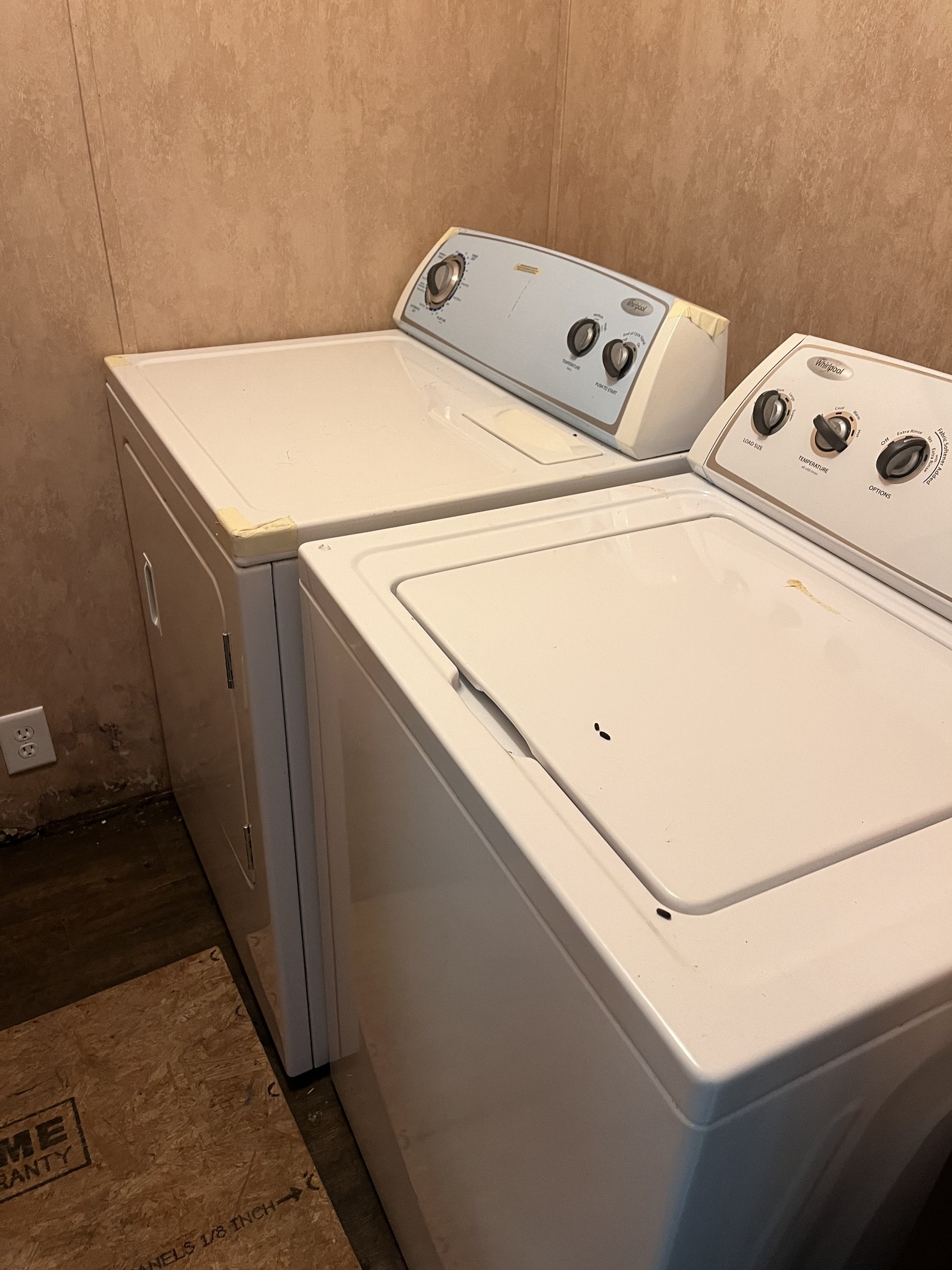 954 Normandy Road Normandy, TN 37360 - Photo 12 of 26 a utility room with dryer and washer