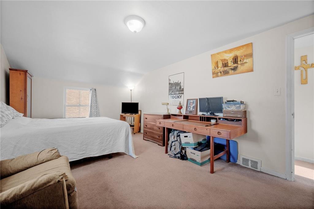 255 Rodi Road Pittsburgh, PA 15235 - Photo 13 of 21 Gallery Image 13