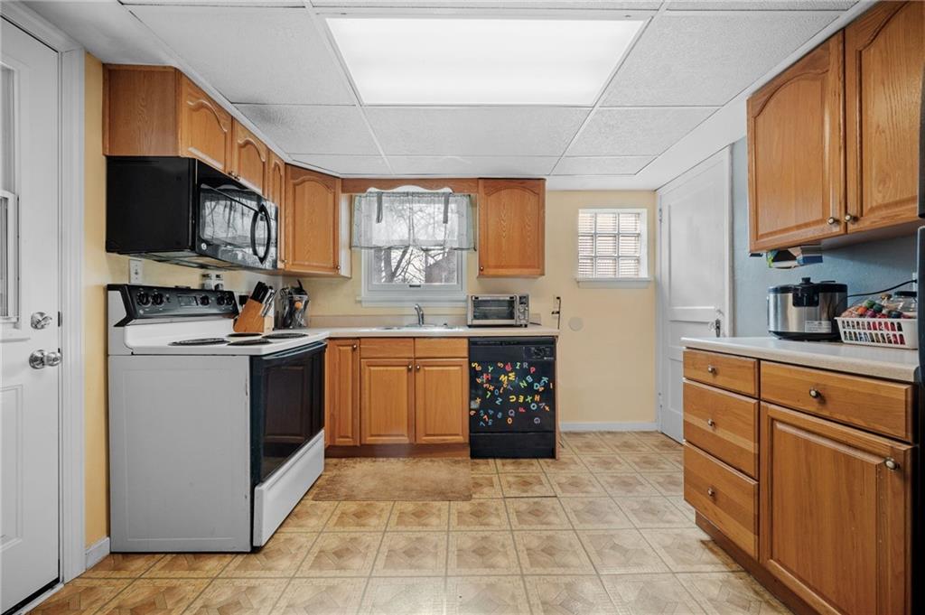 255 Rodi Road Pittsburgh, PA 15235 - Photo 6 of 21 Gallery Image 6