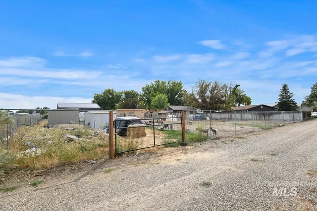 $335,000 | 8188 North Pennsylvania Avenue, Fruitland, ID 83619