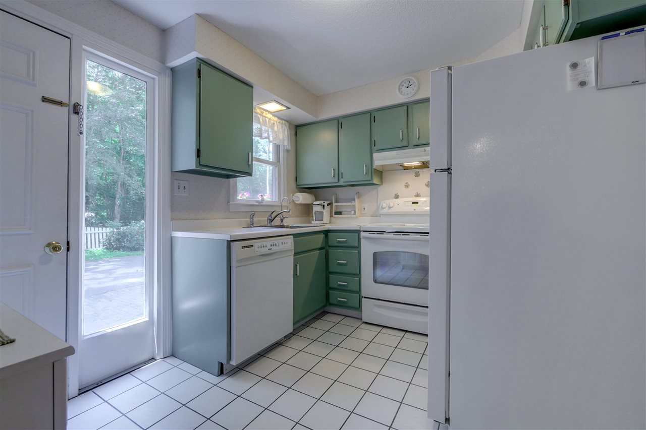 58 Cambridge Road Bedford, NH 03110 - Photo 15 of 40 Gallery Image 15