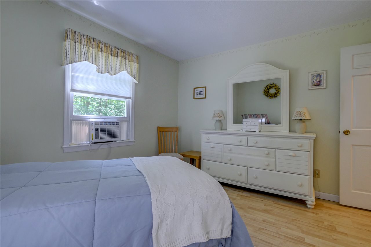 58 Cambridge Road Bedford, NH 03110 - Photo 20 of 40 Gallery Image 20